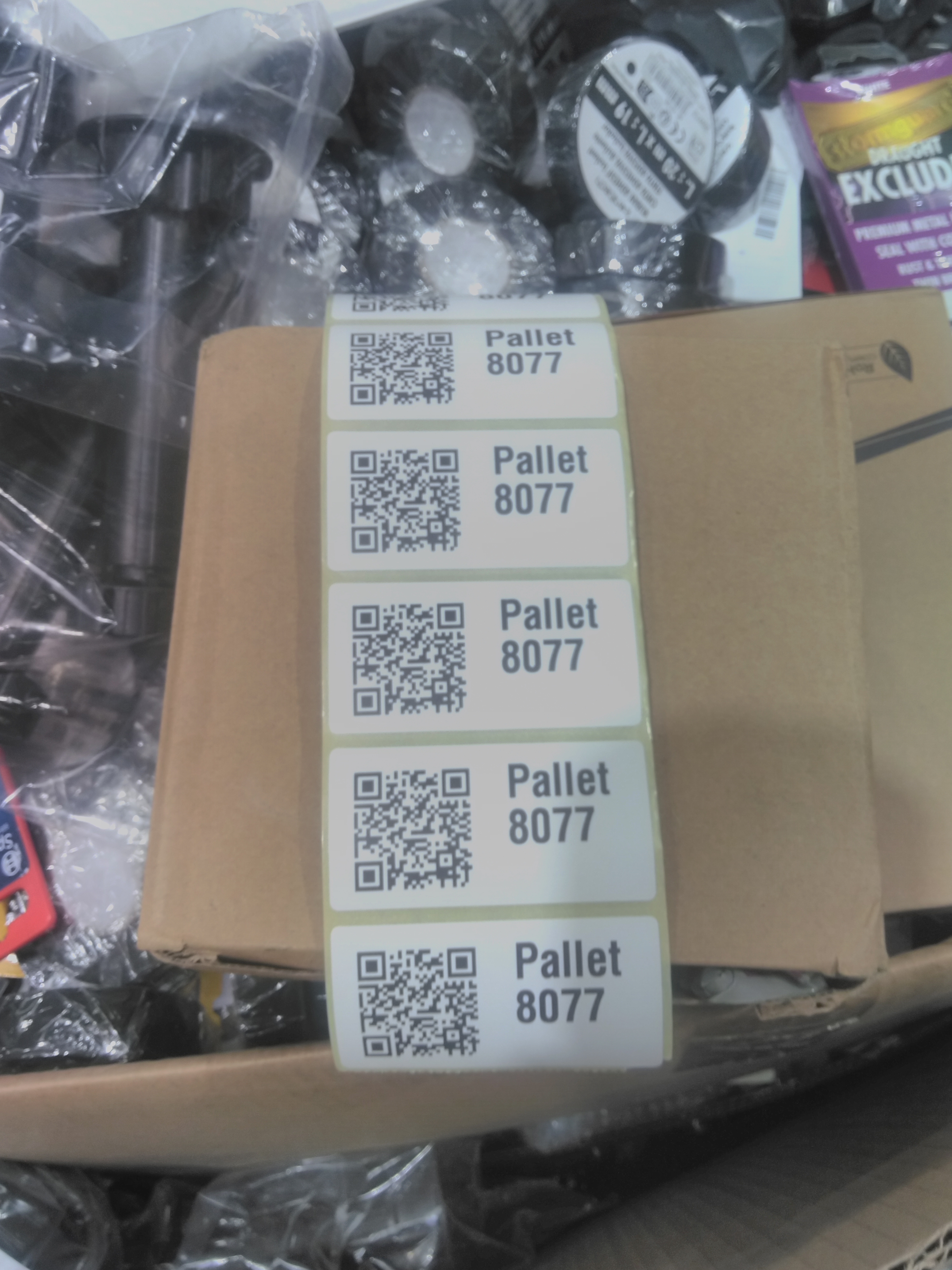 Pallet 8077