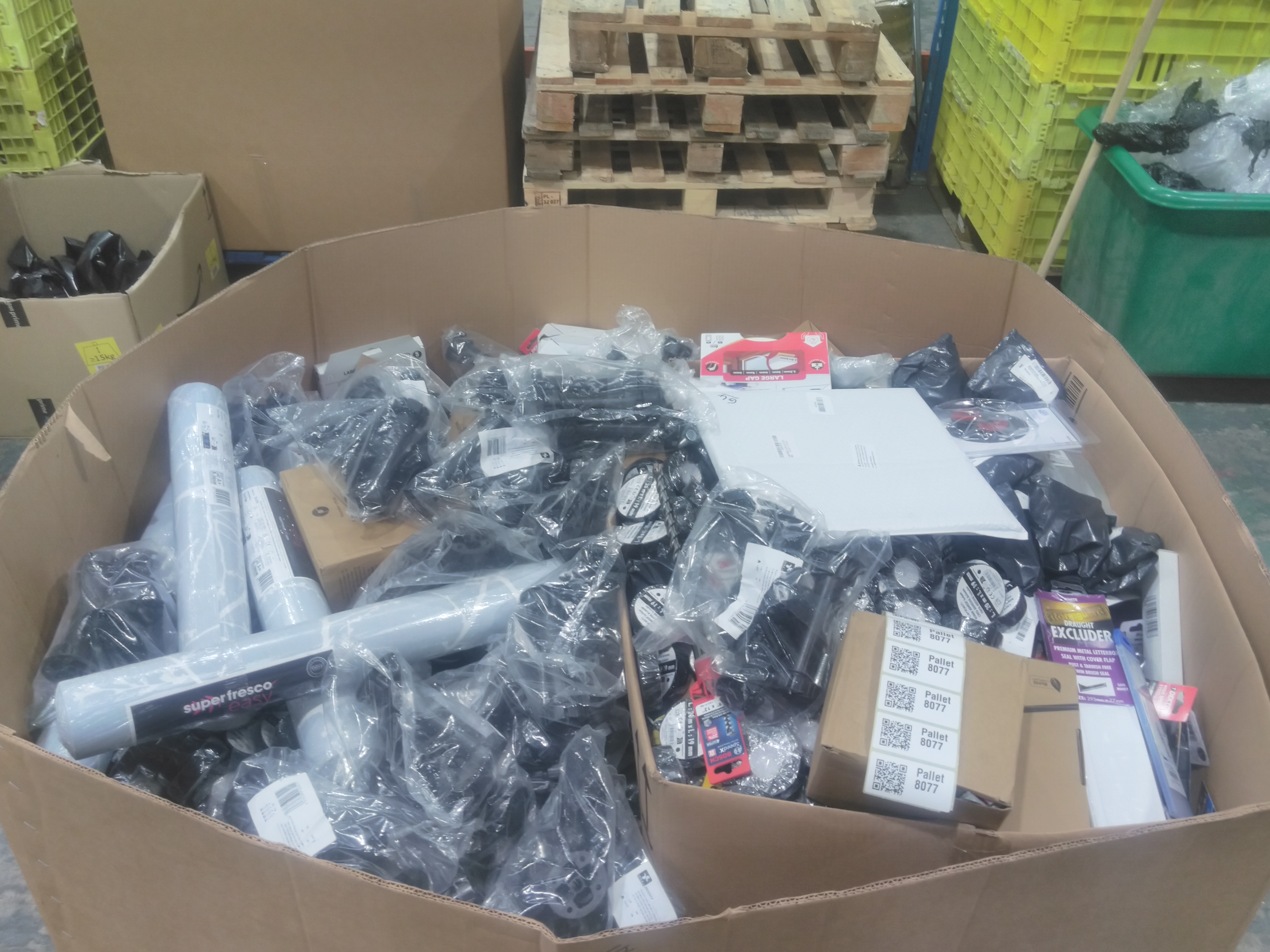 Pallet 8077