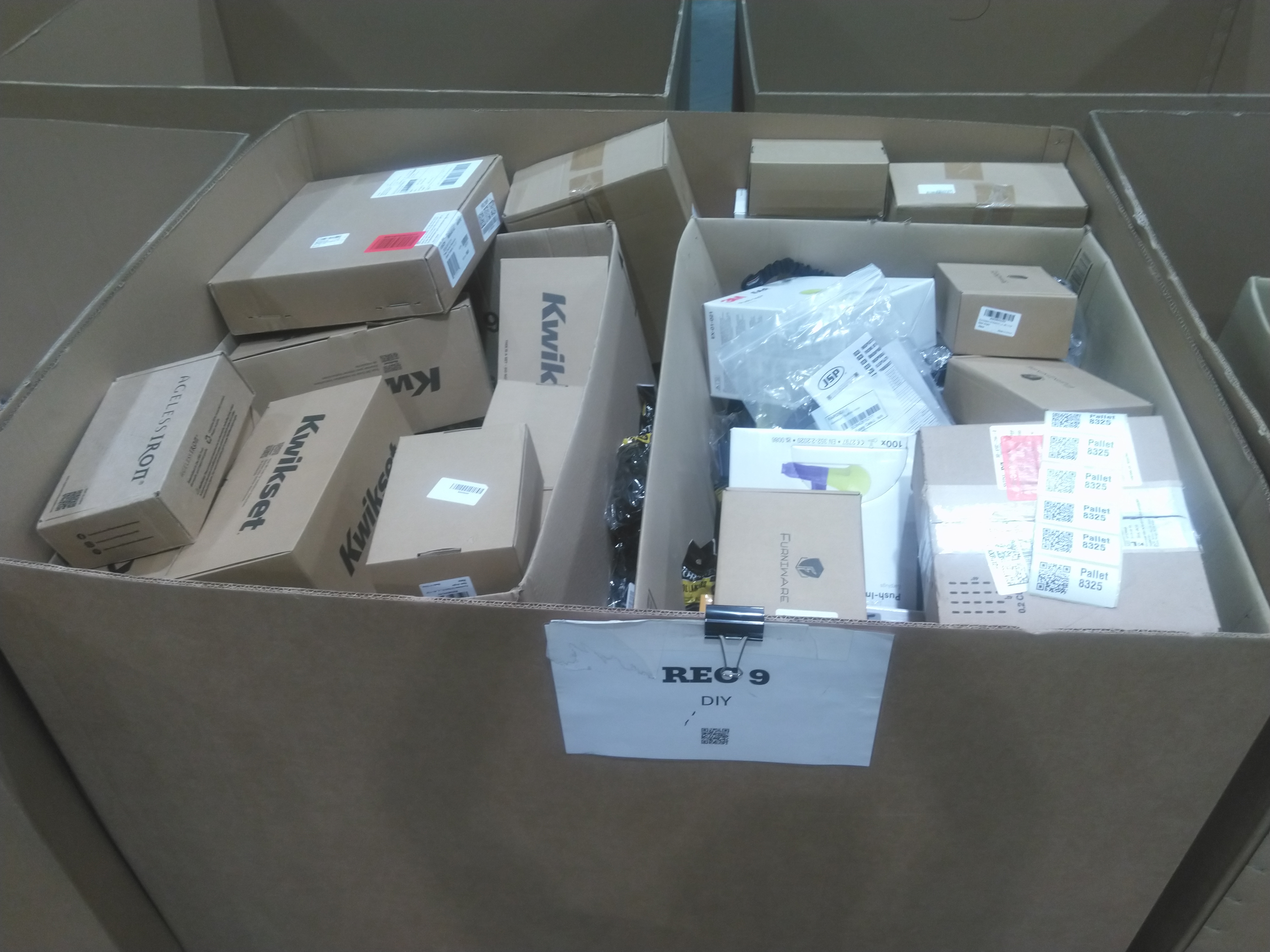 Pallet 8325