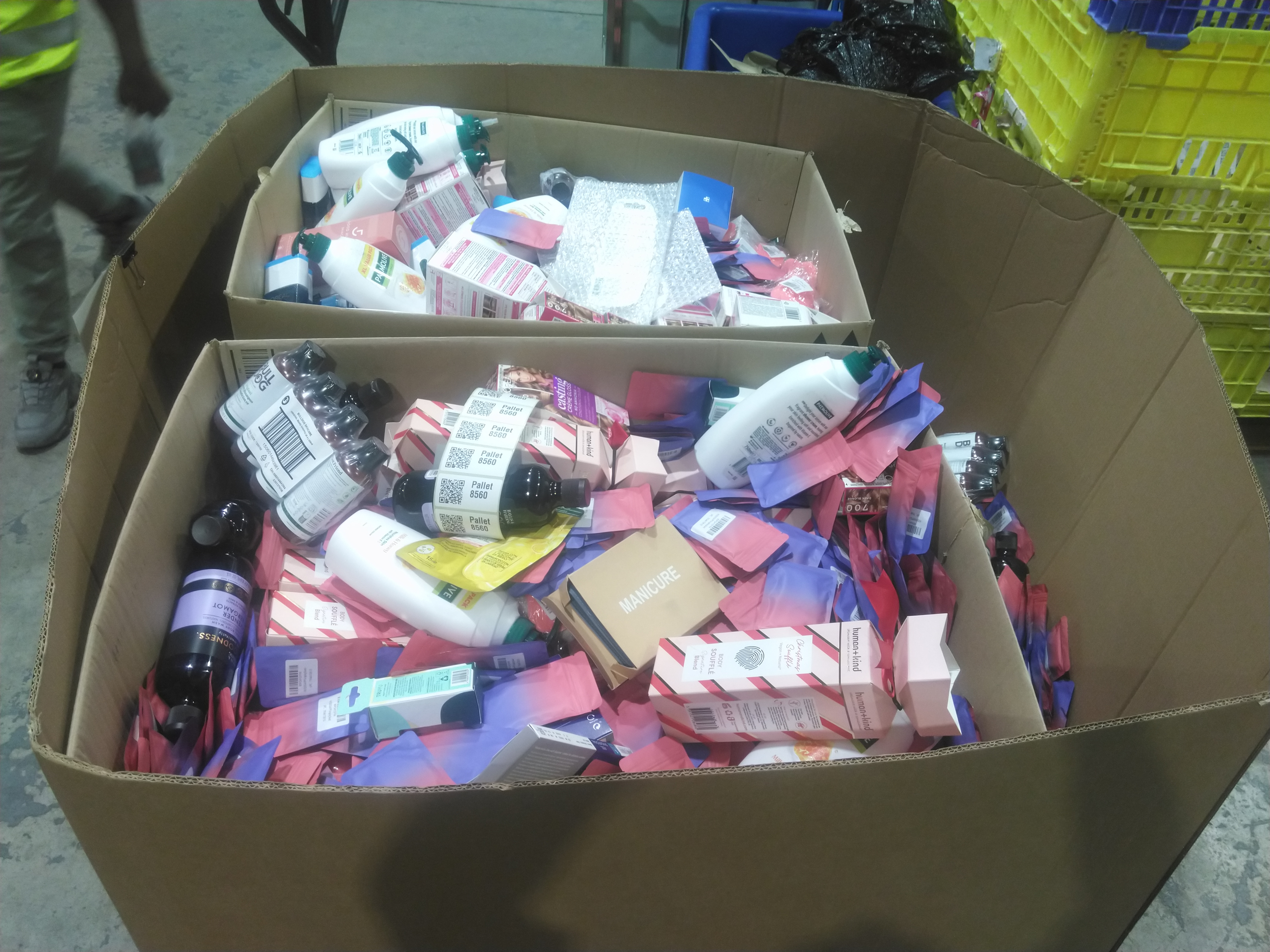 Pallet 8560