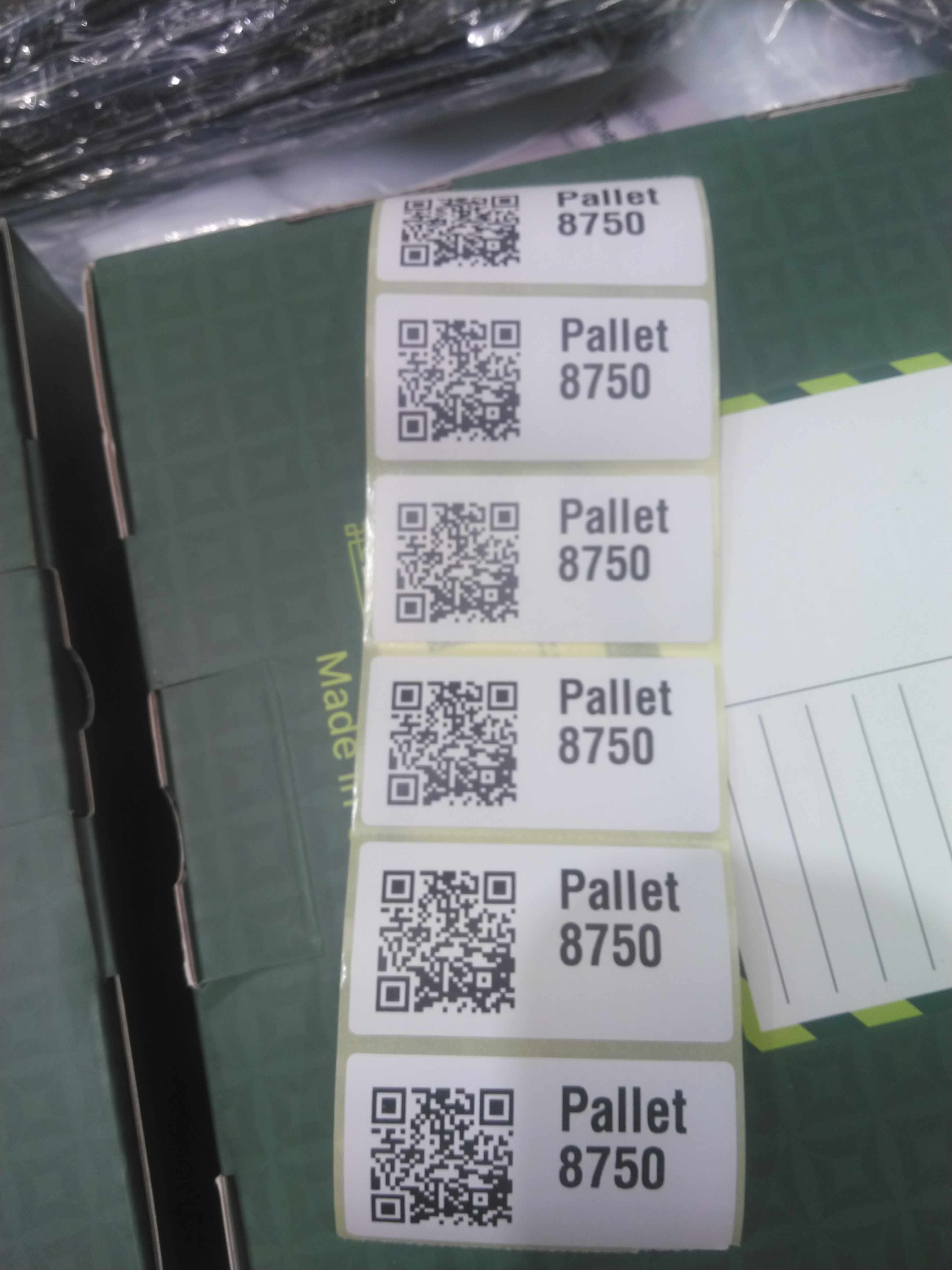 Pallet 8750