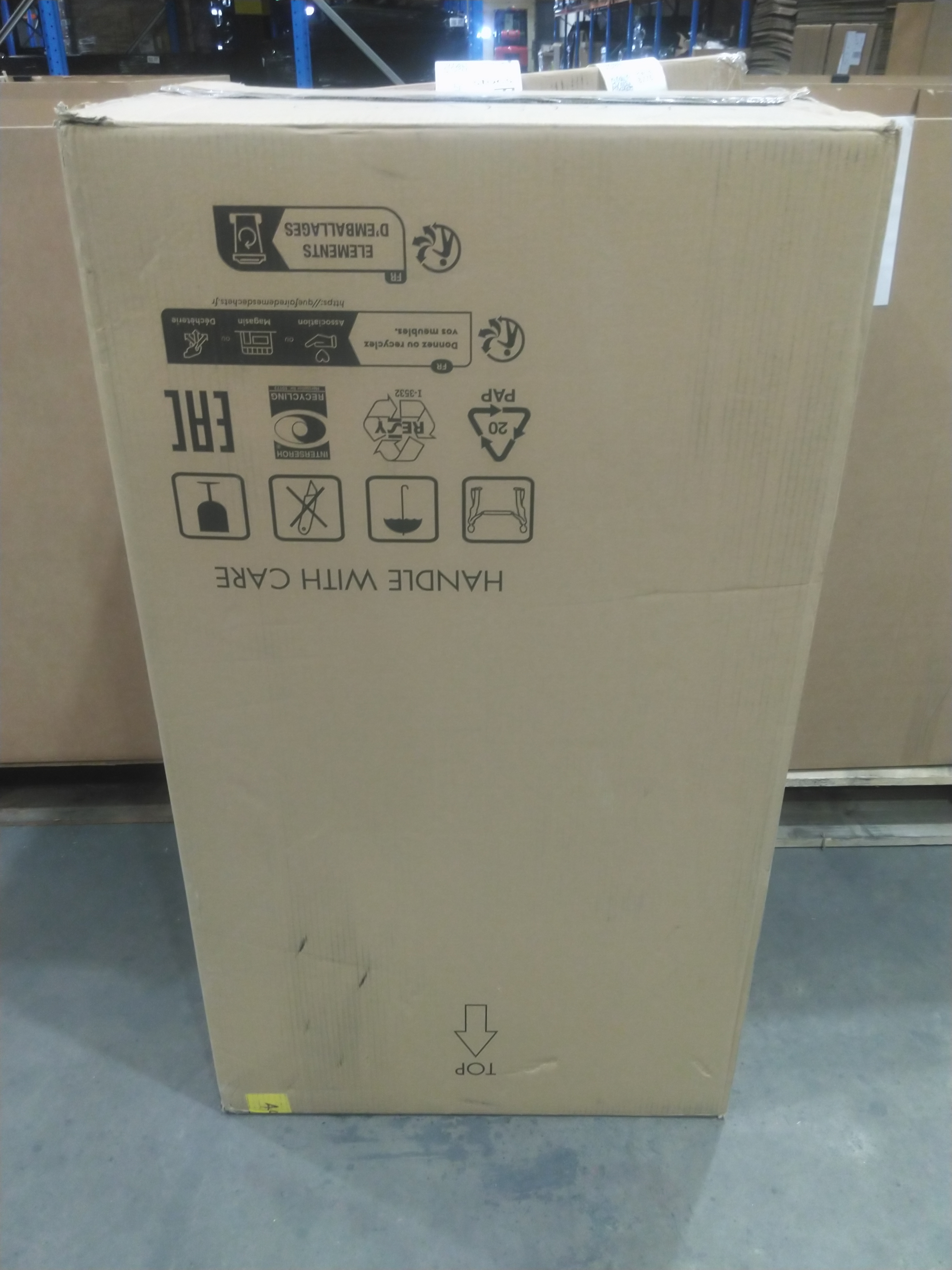 Pallet 8776