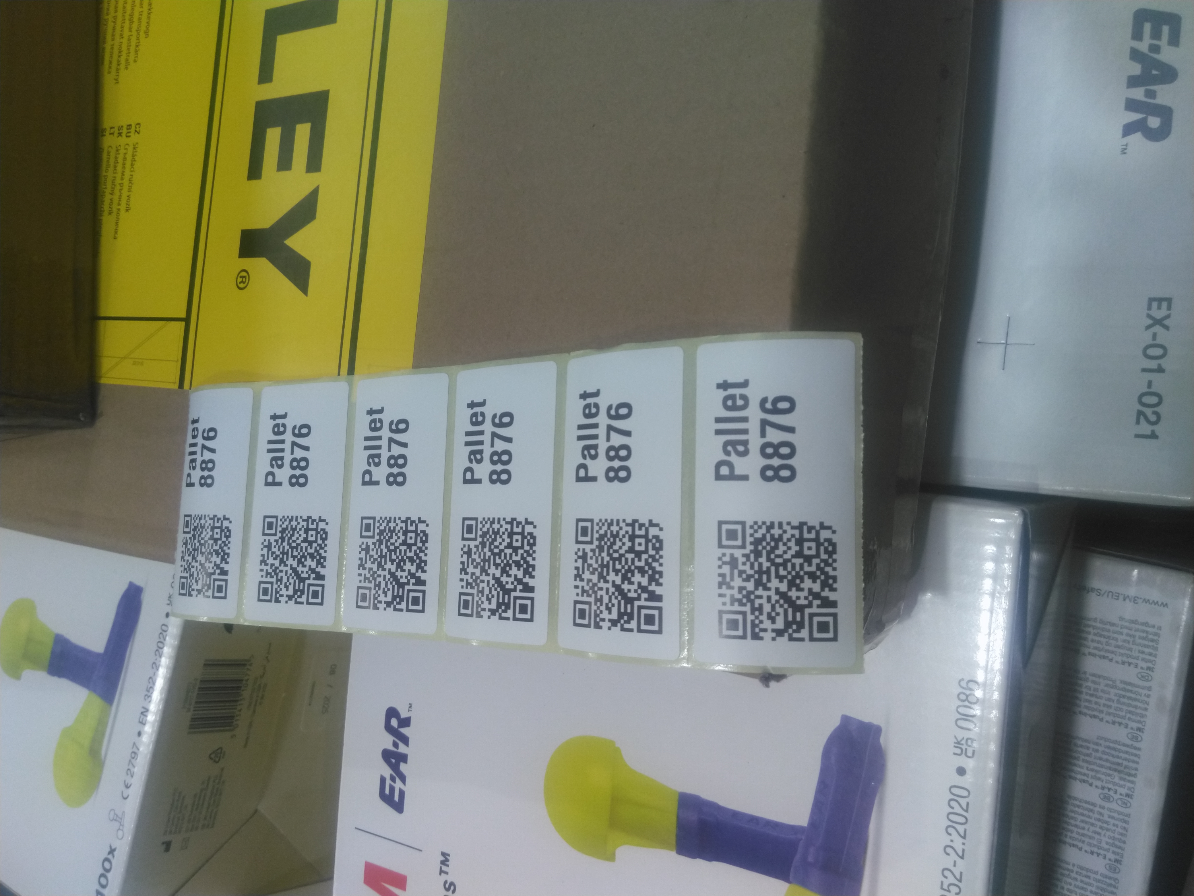 Pallet 8876
