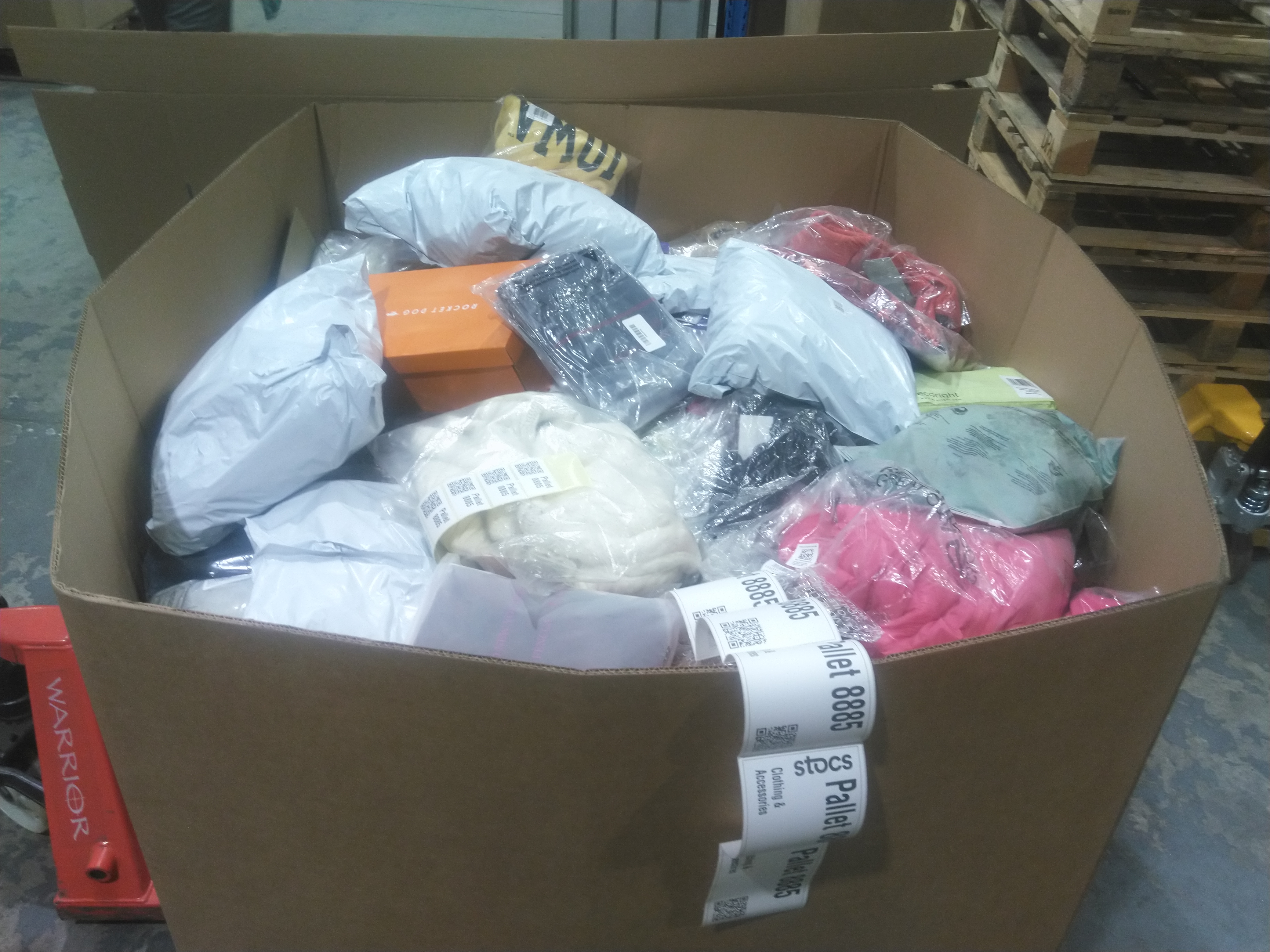Pallet 8885
