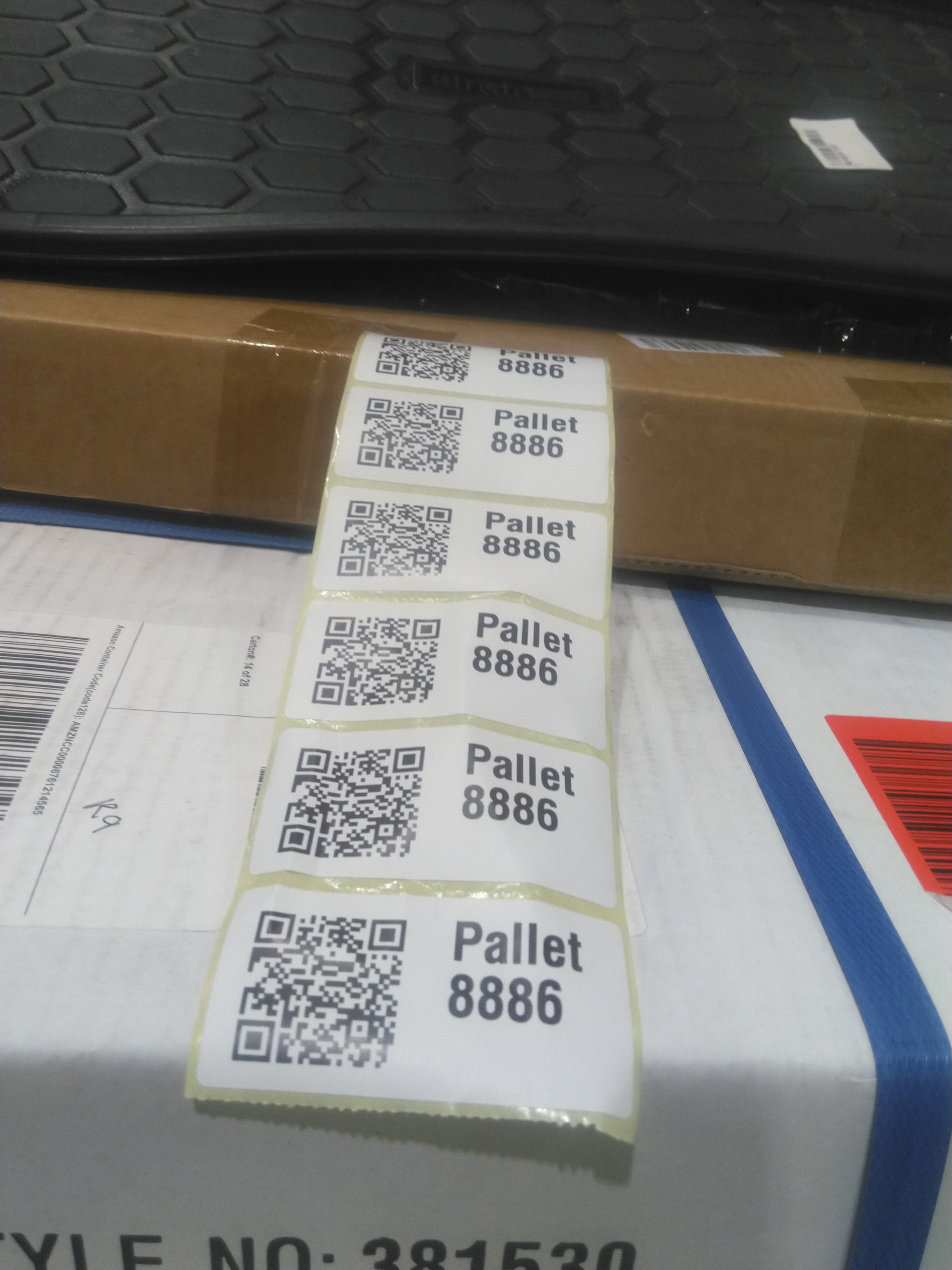 Pallet 8886