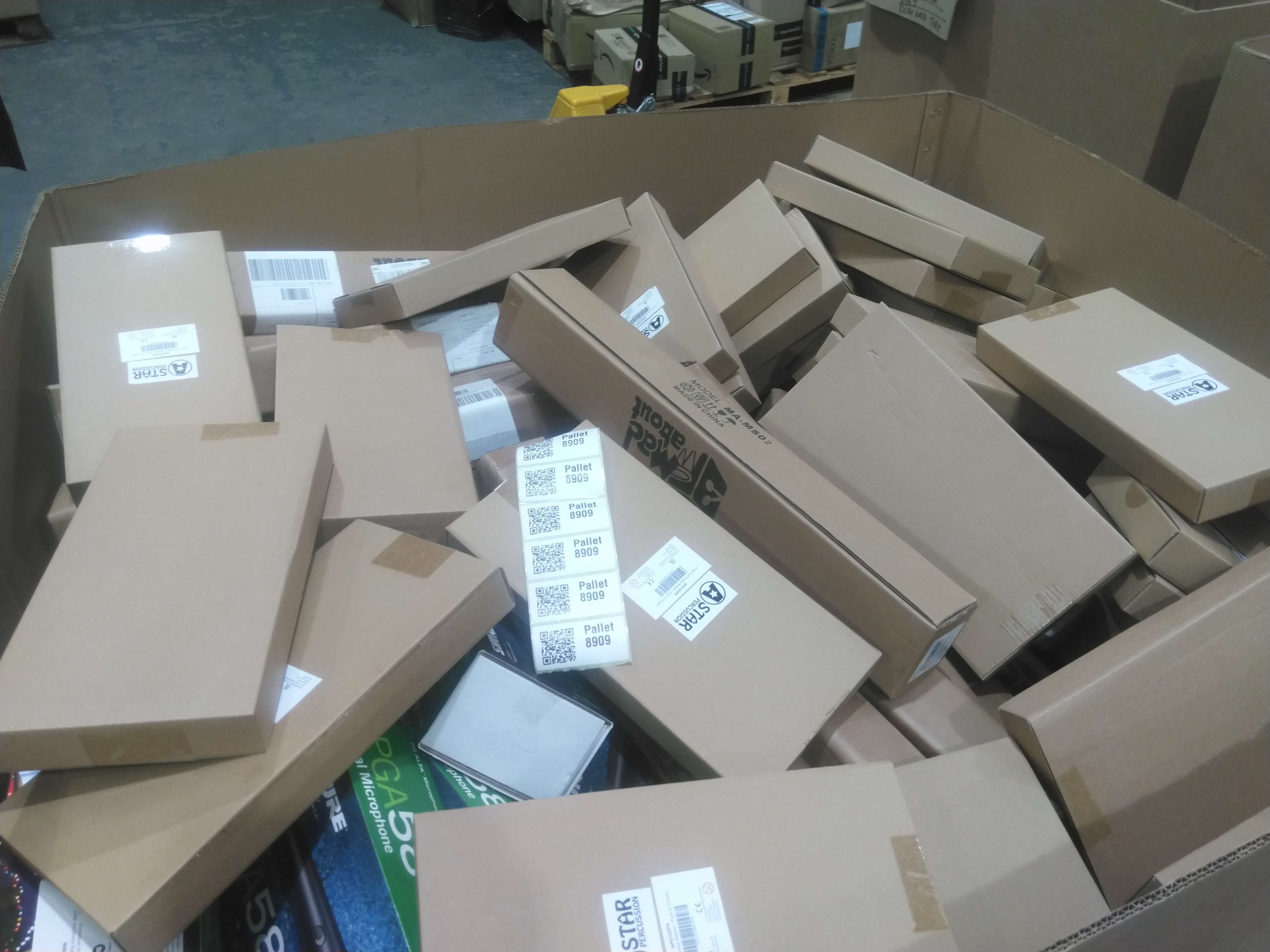 Pallet 8909