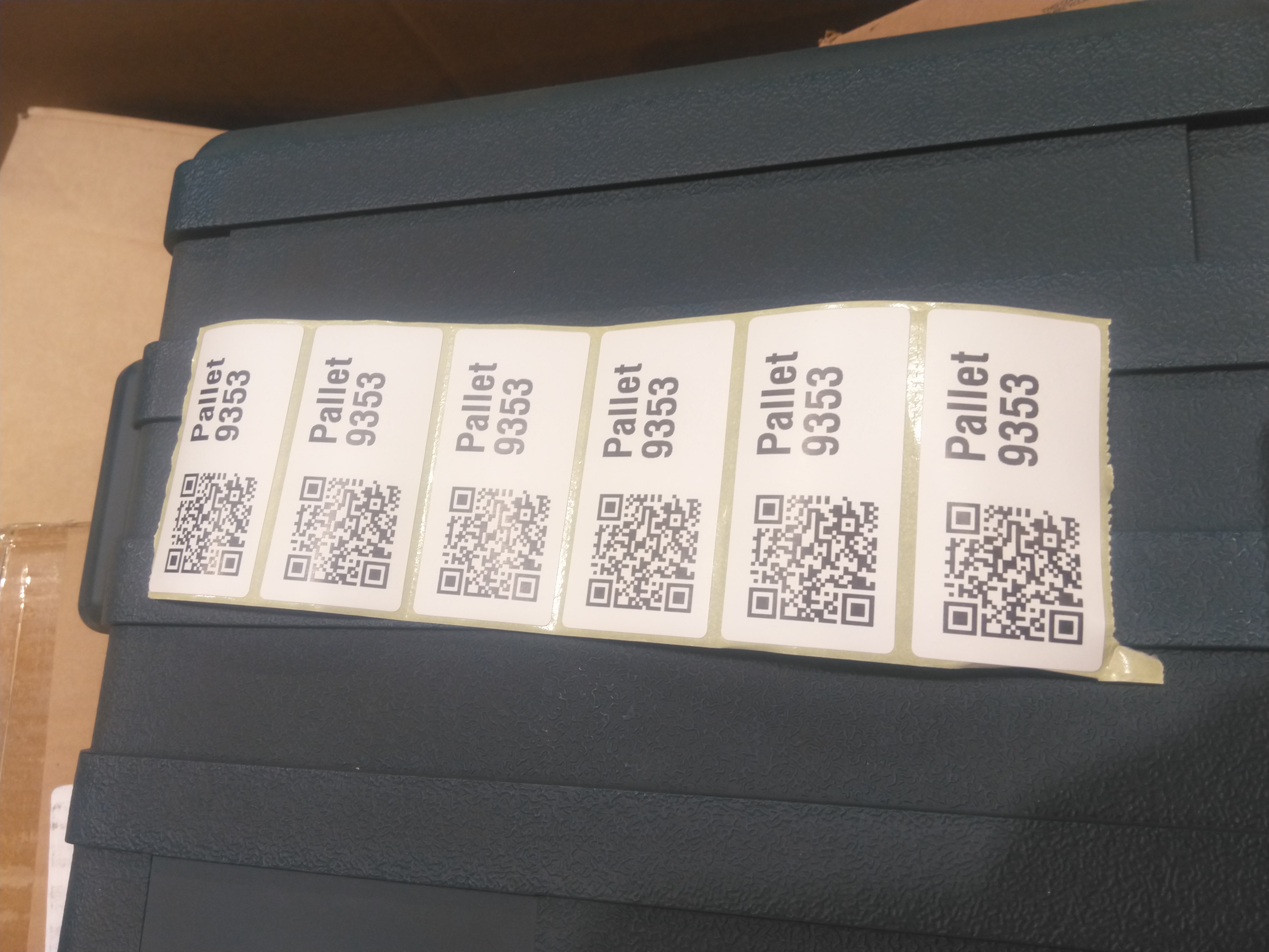 Pallet 9353