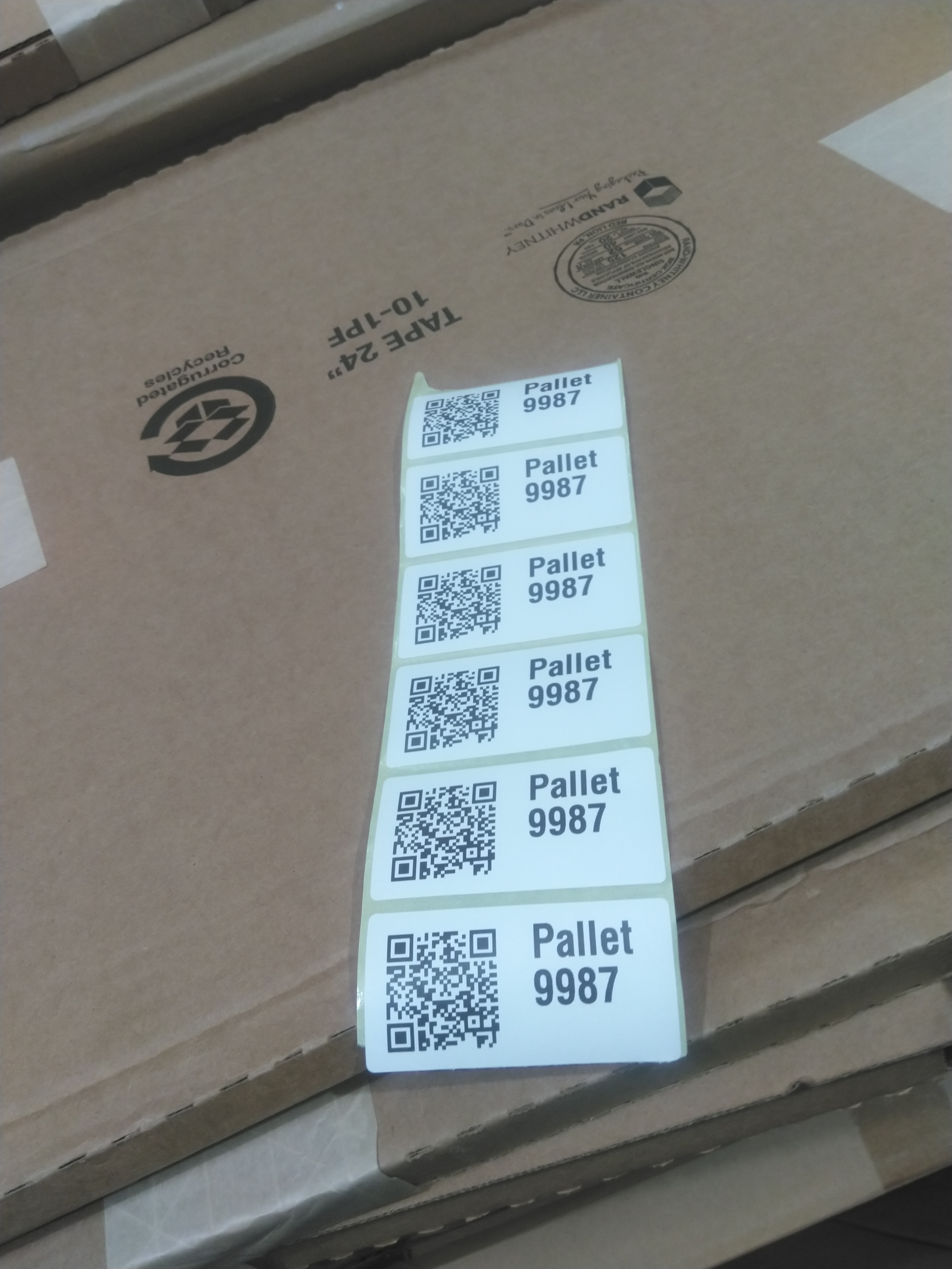 Pallet 9987
