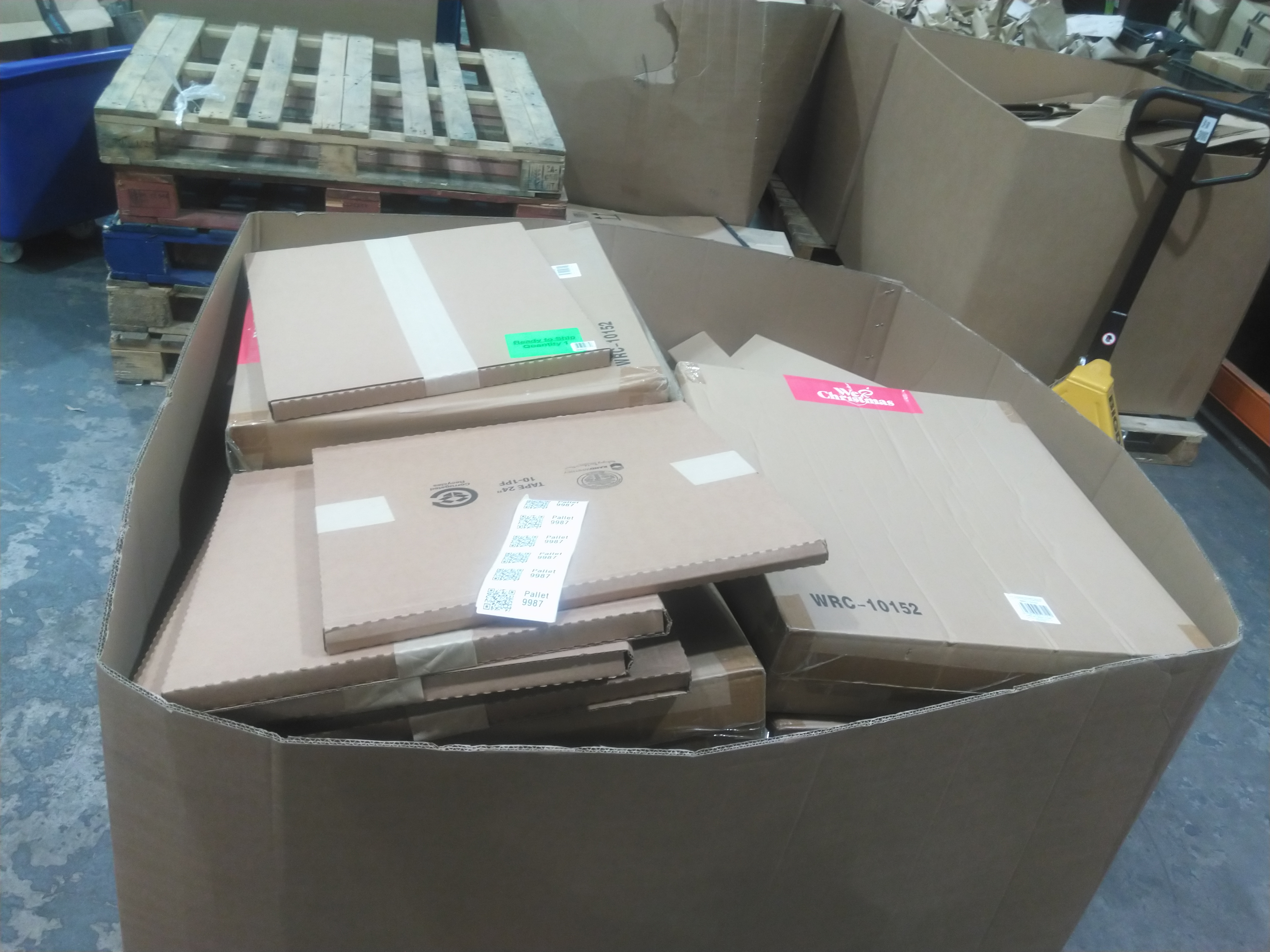 Pallet 9987