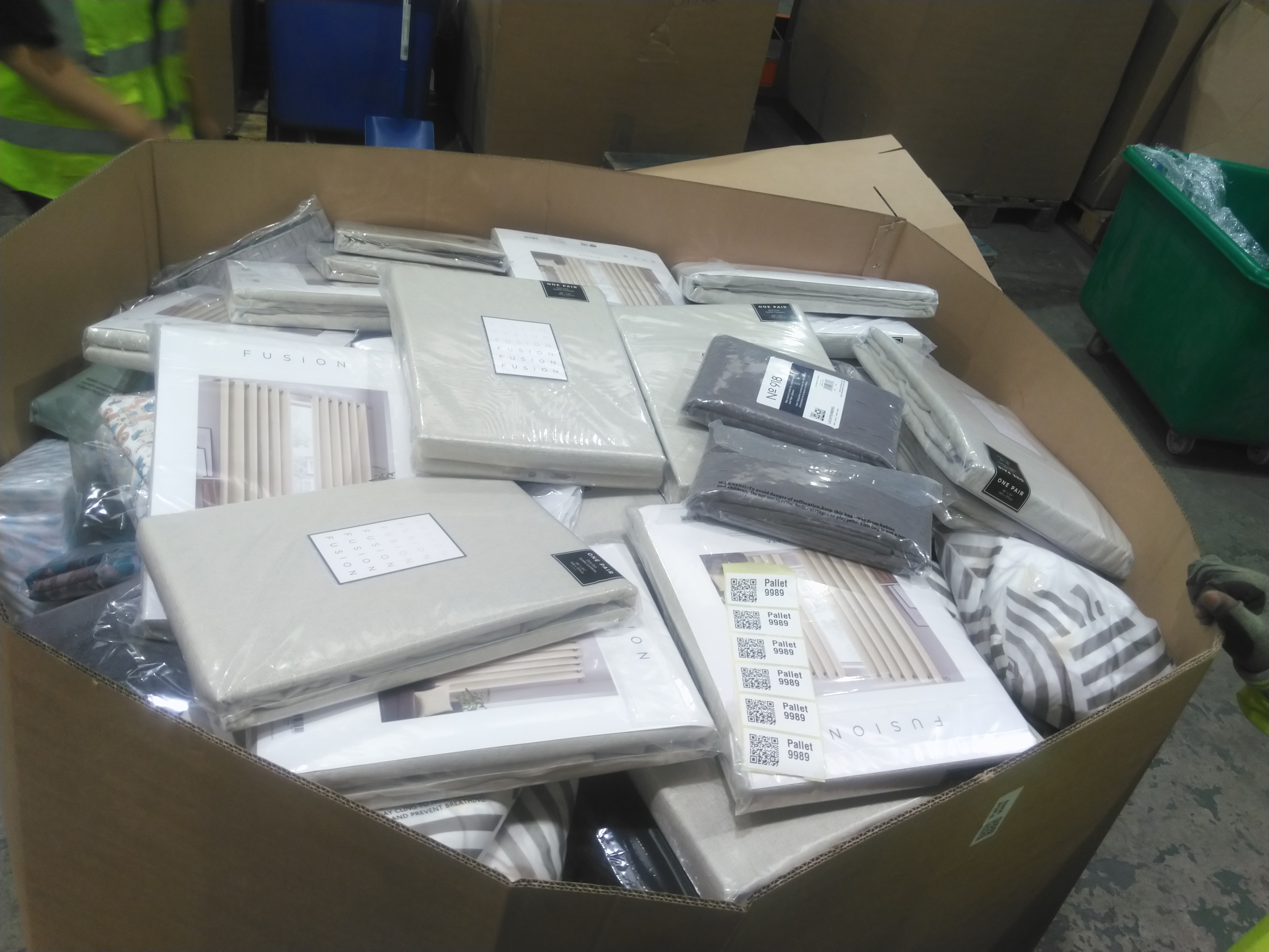 Pallet 9989